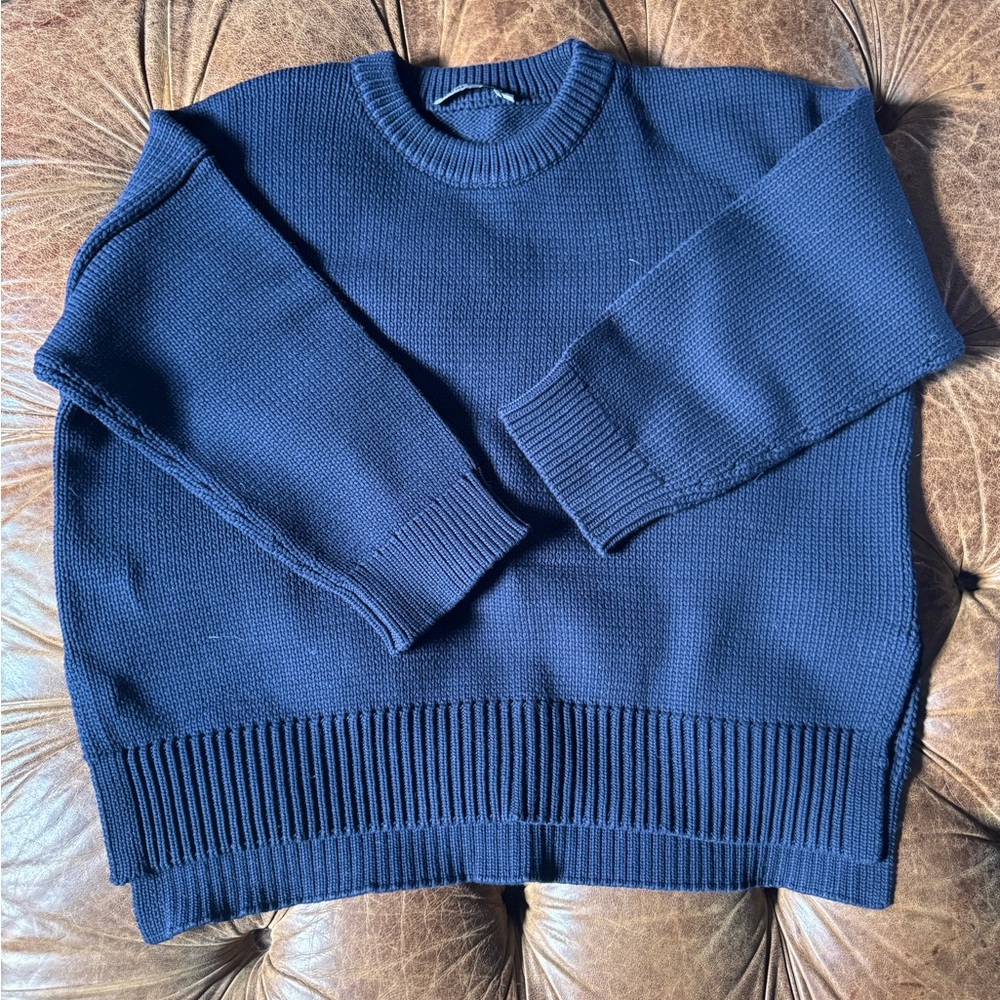 Jenni Kayne oversized fisherman crewneck in navy - Picture 3 of 3